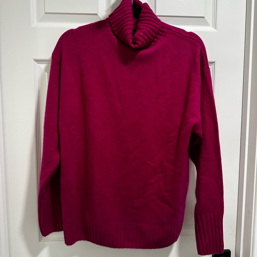 Naadam fuschia 100% Cashmere Turtleneck Sweater NWOT